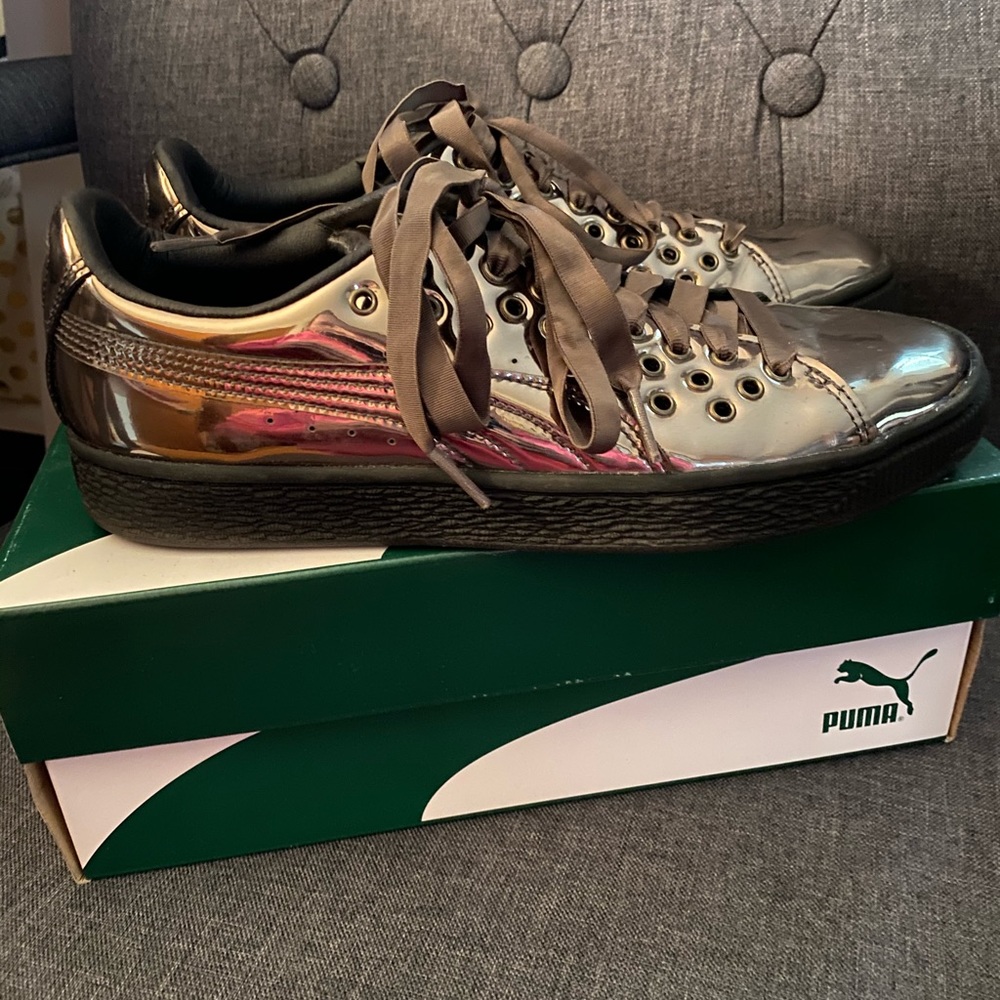 Puma Sneakers - Women’s Metallic Black